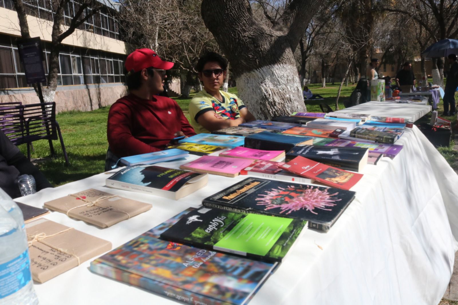 Invita la UACH a participar en campaña de donación “Un río de Libros ...