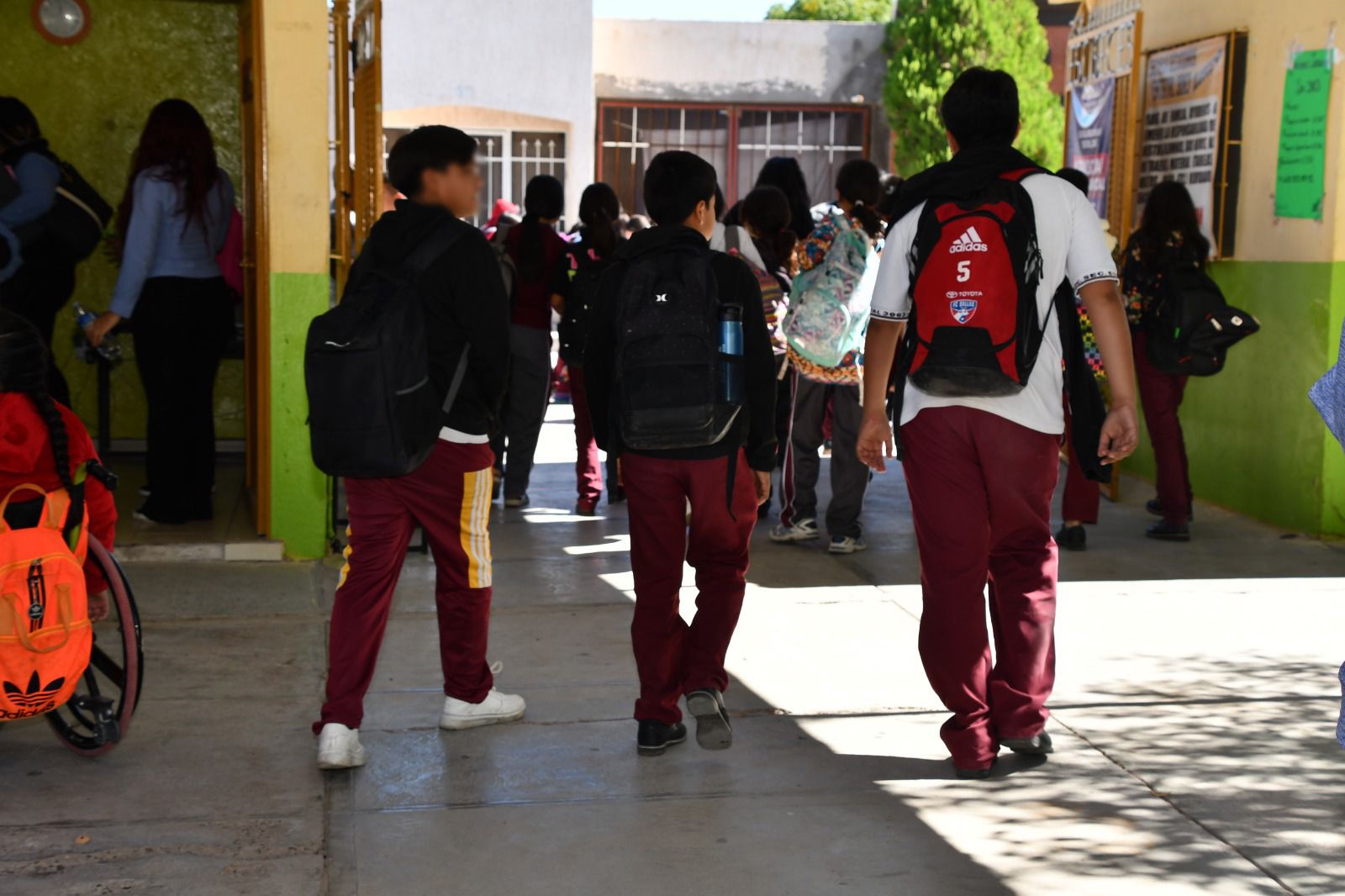 Regresan a clases este lunes 661 mil 335 estudiantes de Educación ...